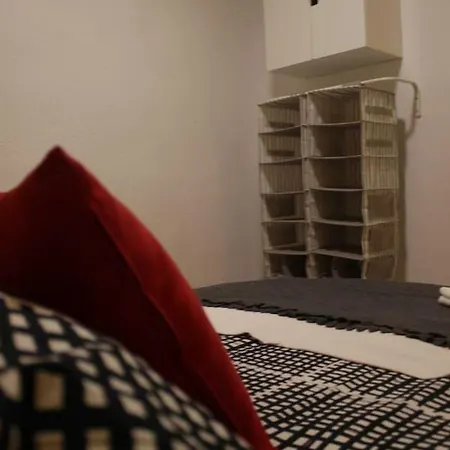 Espacioso Frente Al Corte Ingles Con Plaza De Garaje Gratis - Vu75 *