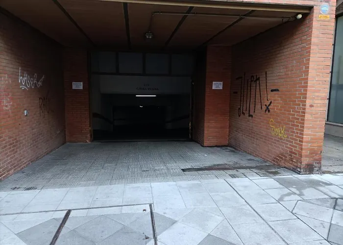 Espacioso Frente Al Corte Ingles Con Plaza De Garaje Gratis - Vu75 Apartmán *